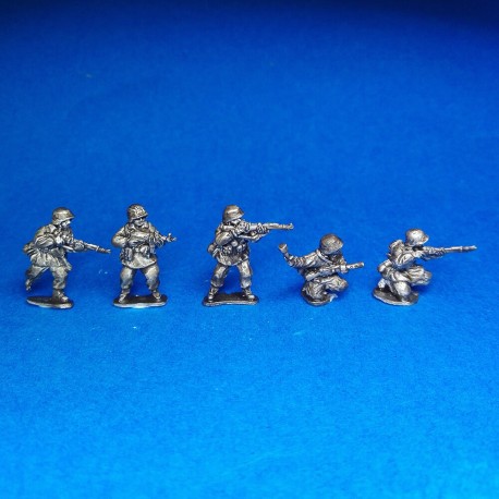 Panzergrenadier Waffen SS en espera